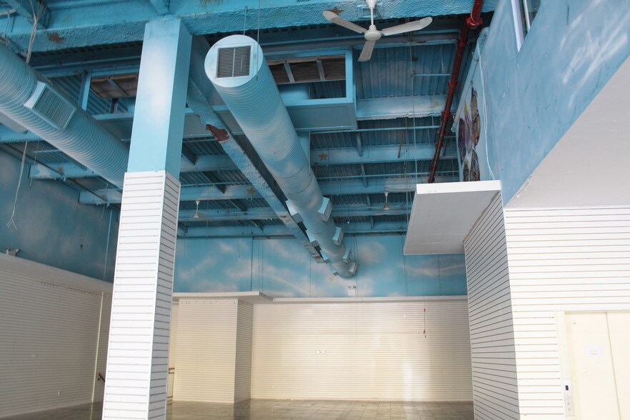More Photos Of 1750 Pitkin Ave, Brooklyn Storefront Retail Office For Lease
