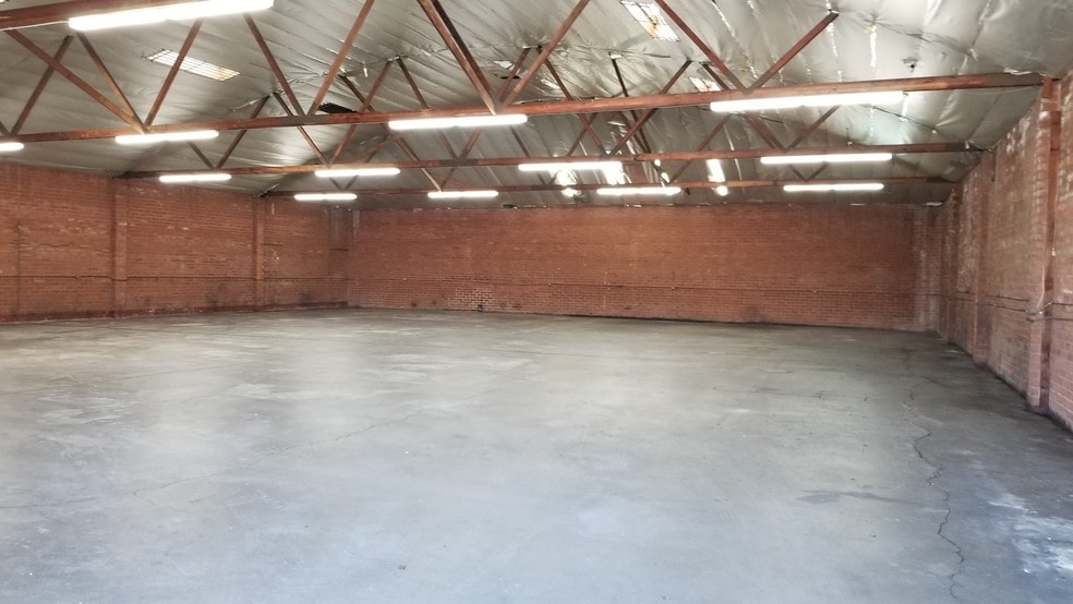 More Photos Of 1837 W Artesia Blvd, Gardena Warehouse For Sale