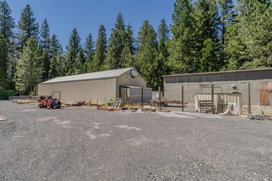 More Photos Of 1495 Linebaugh Rd, Arnold Industrial For Sale