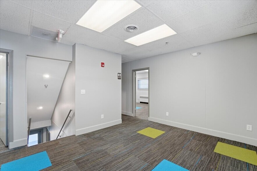 More Photos Of 175 E Broadway Ave, Westerville Office For Lease
