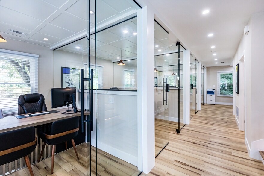 More Photos Of 3450 Ellicott Center Dr, Ellicott City Medical For Lease