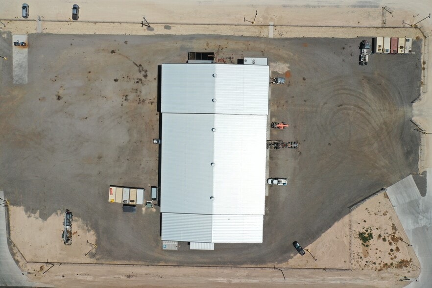 More Photos Of 210 US 285 Hwy, Pecos Warehouse For Lease