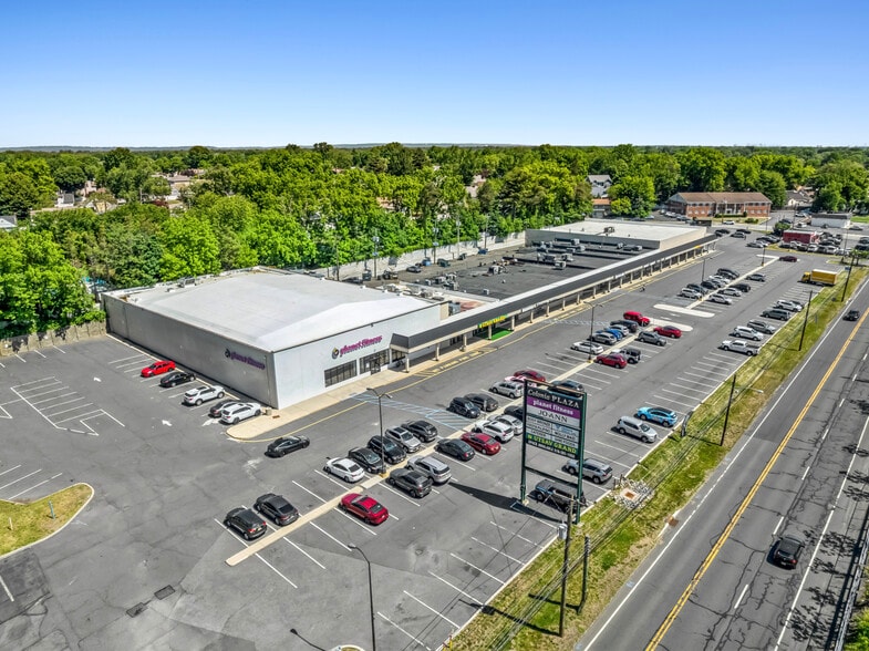 More Photos Of Rte 27 @ Rte. 27 & Prospect Rd., Woodbridge Unknown For Lease