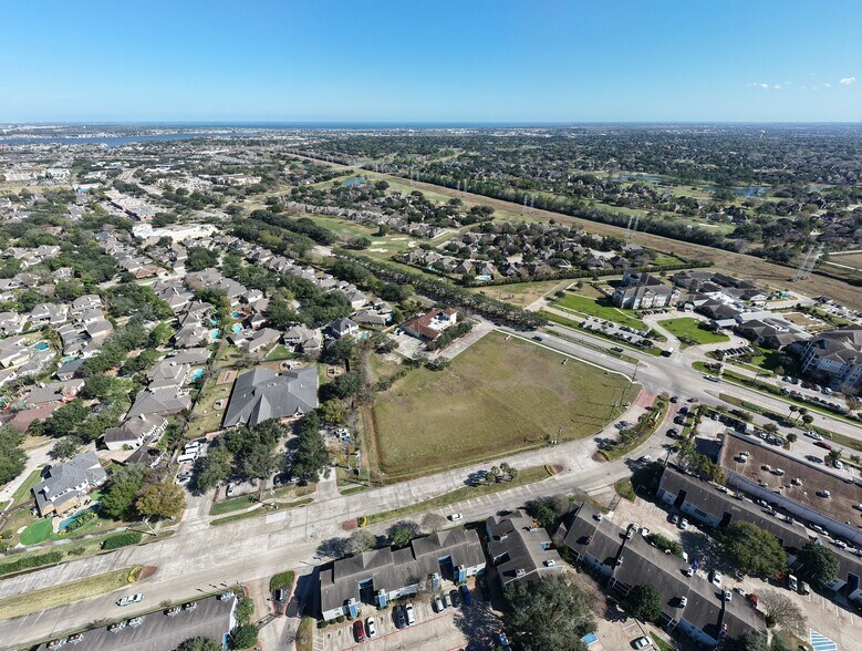 More Photos Of 2622 Marina Bay Dr, League City Medical For Lease