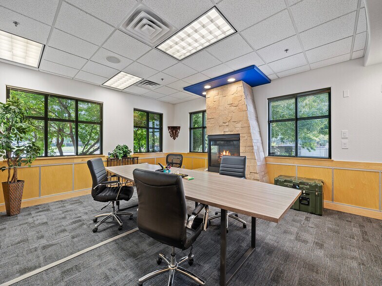 More Photos Of 2002 Caribou Dr, Fort Collins Office For Sale
