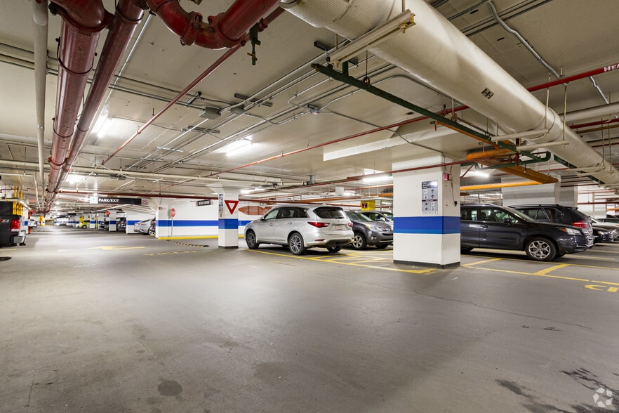 More Photos Of 425 1st St SW, Calgary Office For Lease