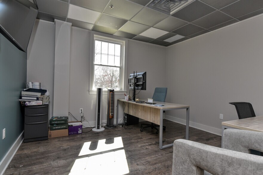 More Photos Of 2 Forest Ave, Oradell Medical For Sale