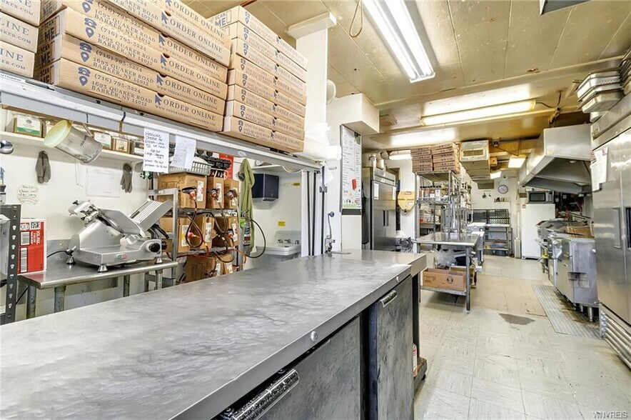 More Photos Of 1693 Quaker Rd, Barker Restaurant For Sale