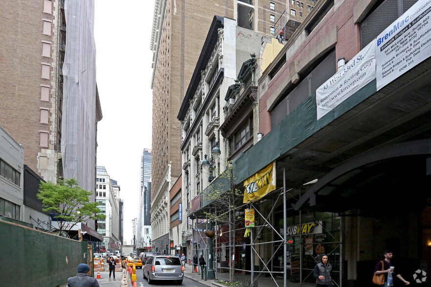 More Photos Of 43-47 W 33rd St, New York Loft Creative Space For Lease