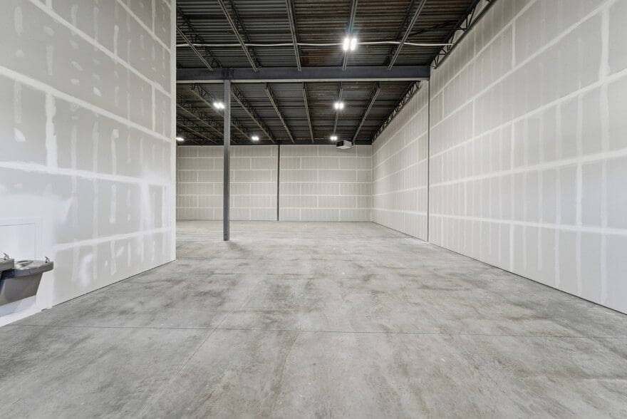 More Photos Of 1548 American Way, Payson Warehouse For Lease