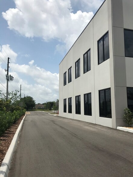 More Photos Of 17410 E Highway 50, Clermont Medical For Lease