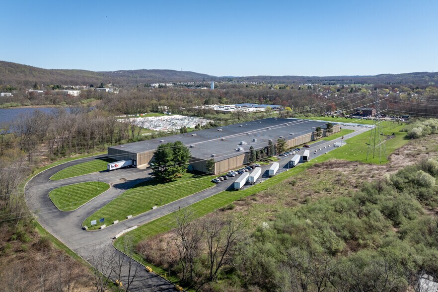 More Photos Of 700 Bartley Chester Rd, Flanders Manufacturing For Lease