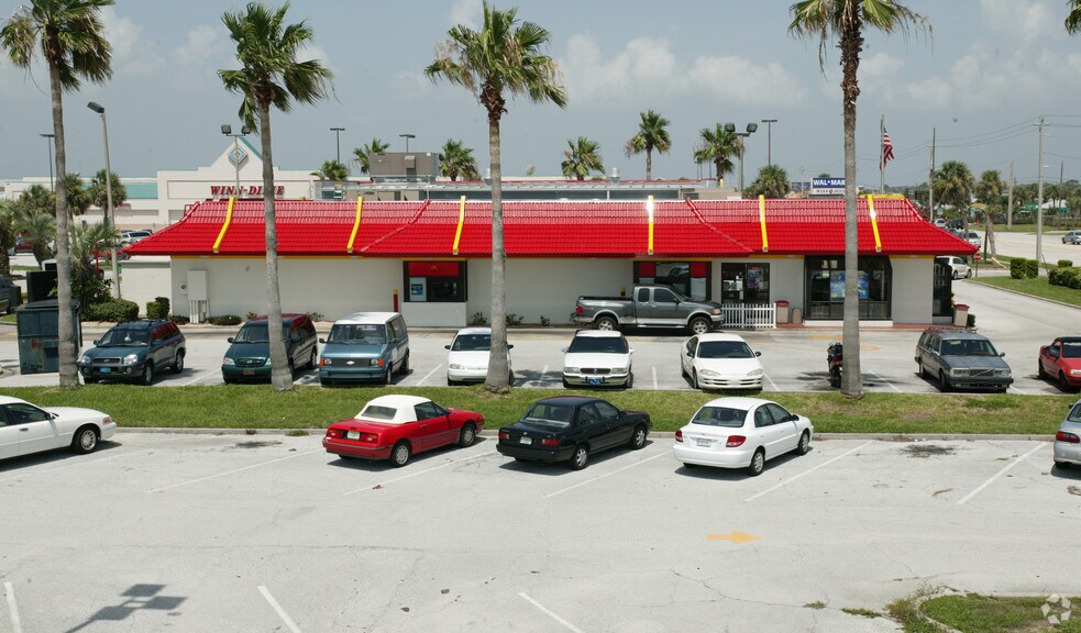 More Photos Of 959-991 E Eau Gallie Blvd, Melbourne Supermarket For Lease