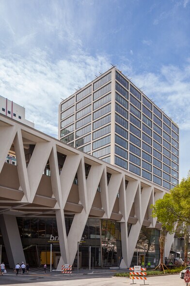 More Photos Of 700 NW Miamicentral Ave, Miami Office For Lease