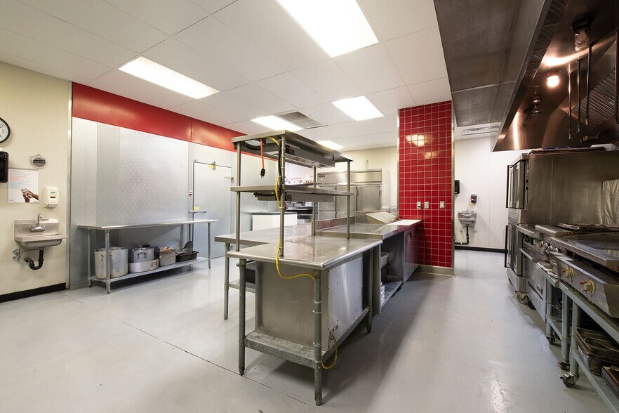 More Photos Of 553 California Ave, Boulder City Restaurant For Sale