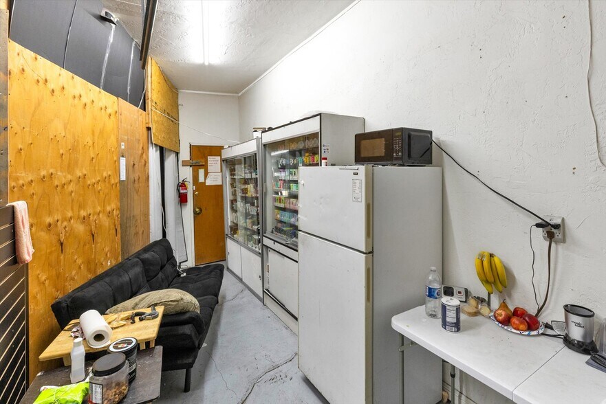 More Photos Of 2380 Main St, Cambria Restaurant For Sale