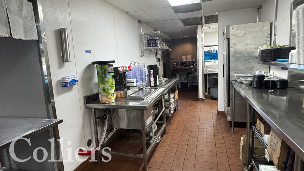 More Photos Of 1599 Yellowstone Ave, Pocatello Restaurant For Sale