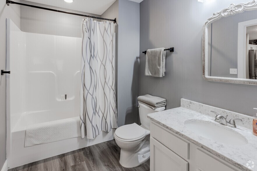 More Photos Of 2005 Frontage Rd N, Waite Park Apartments For Sale