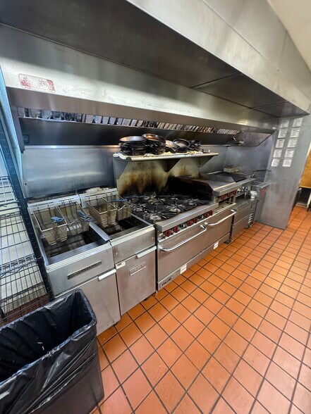 More Photos Of 901 W Fremont St, Kiel Sports And Entertainment For Sale
