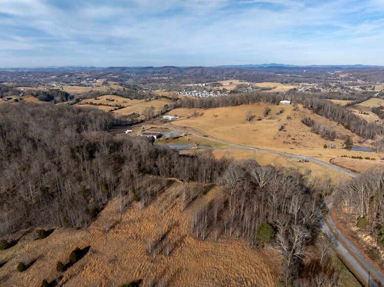 More Photos Of TBD Bristol Highway, Bluff City Land For Sale