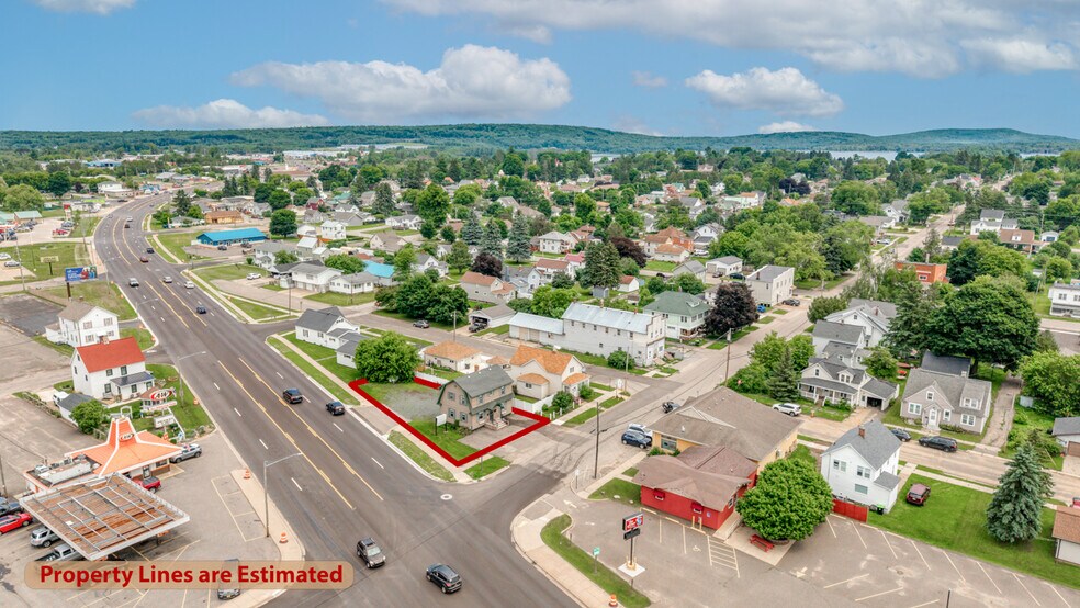 More Photos Of 212 E Margaret St, Iron Mountain Office For Sale