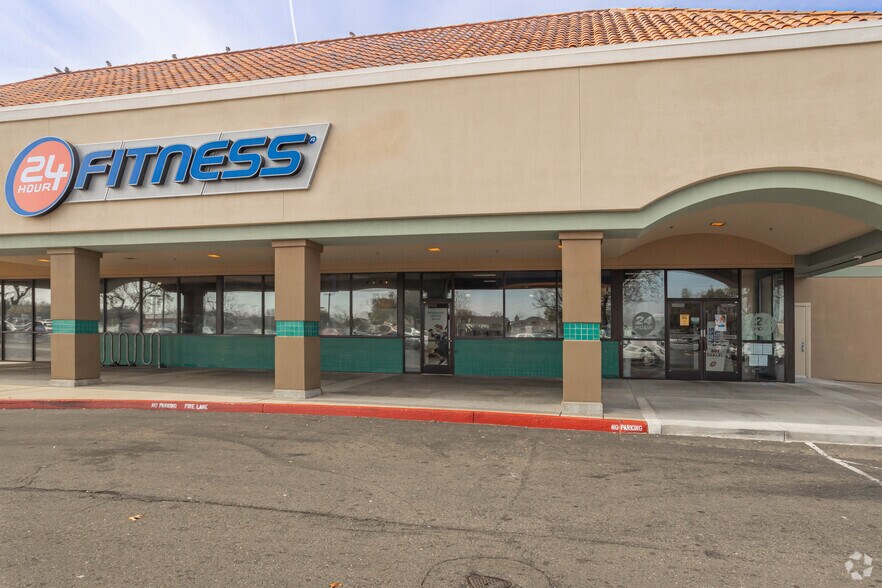 More Photos Of 7893-7917 Walerga Rd, Antelope Unknown For Lease