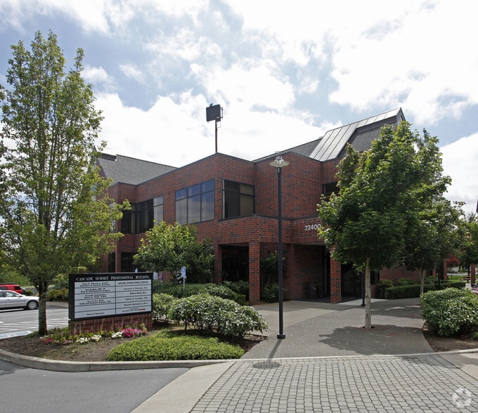 More Photos Of 22400 S Salamo Rd, West Linn Loft Creative Space For Lease