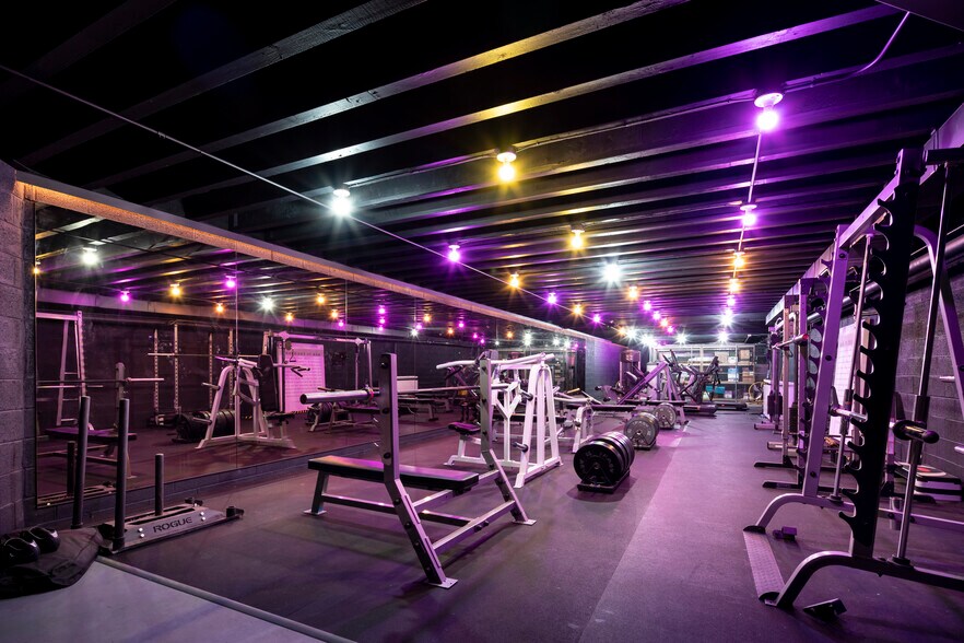 More Photos Of 1100 E Washington St, Phoenix Office For Sale