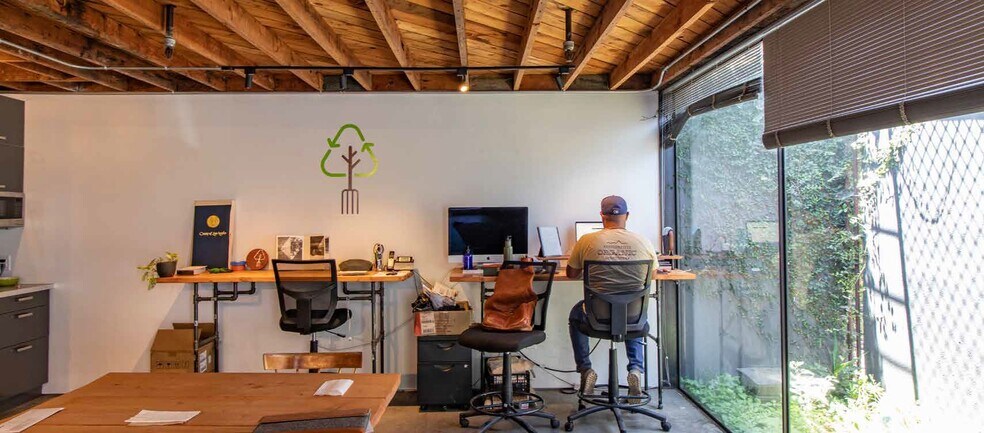 More Photos Of 2940-2944 Denby Ave, Los Angeles Warehouse For Sale