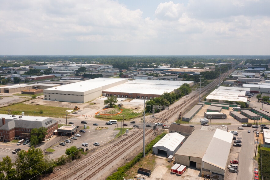 More Photos Of 3321 E Princess Anne Rd, Norfolk Manufacturing For Lease