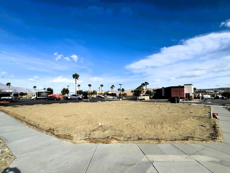 More Photos Of 31400 Bob Hope Dr, Cathedral City Land For Lease