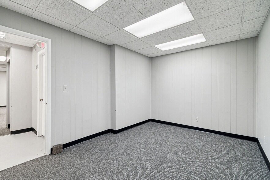 More Photos Of 715 McDuff Ave, Jacksonville Storefront Retail Residential For Sale