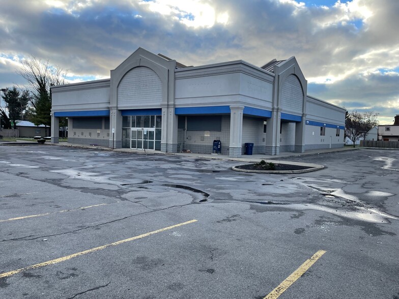 Primary Photo Of 1625 Broadway St, Buffalo Drugstore For Lease