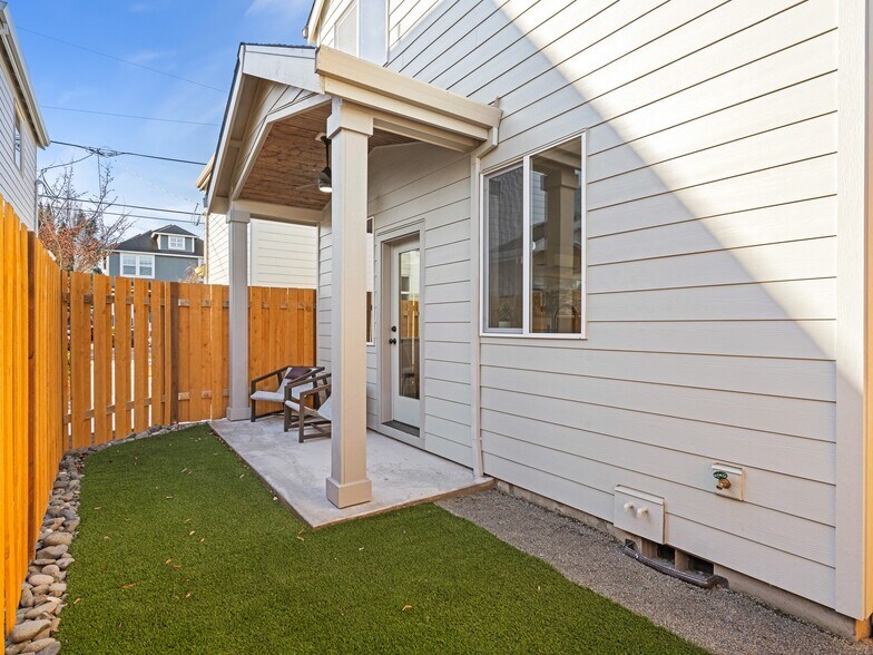 More Photos Of , Portland Specialty For Sale