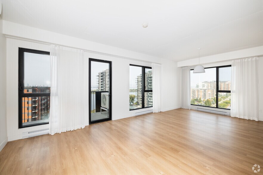 More Photos Of 8405 Pl Saint-Charles, Brossard Apartments For Lease