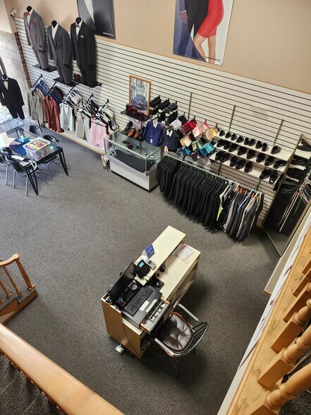 More Photos Of 9455 S Union Sq, Sandy Storefront Retail Office For Sale