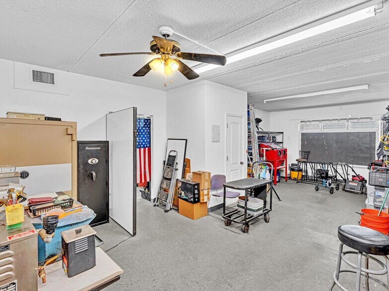 More Photos Of 571-573 SW 27th Ave, Fort Lauderdale Freestanding For Sale