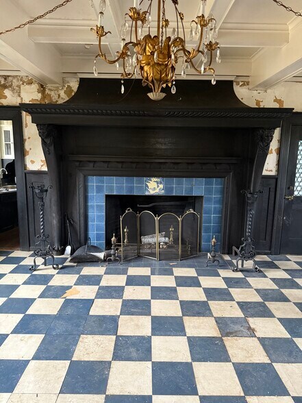 More Photos Of 50 Jacobs Rd, Moultonborough Hotel For Sale