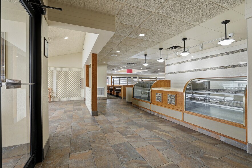 More Photos Of 143 Division St, Stevens Point Restaurant For Sale