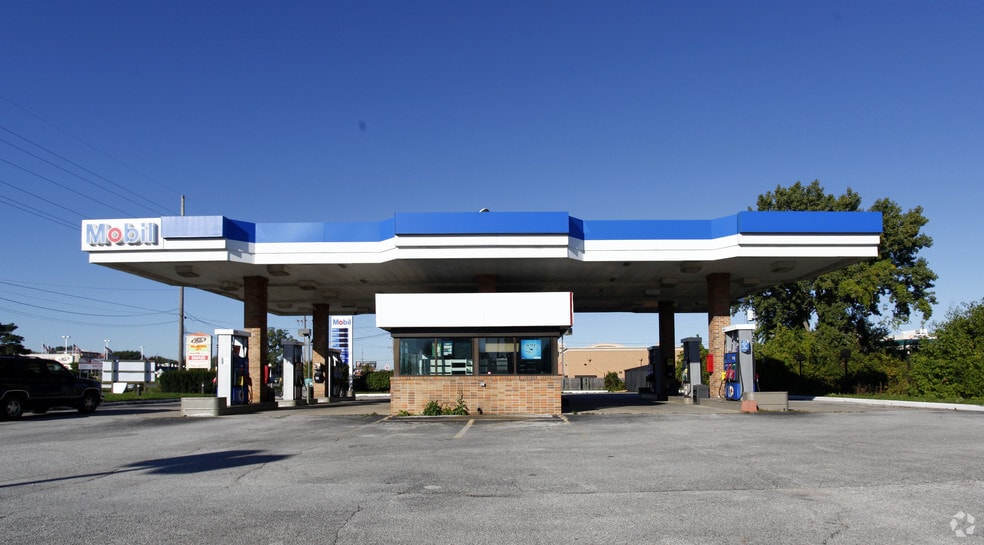 Primary Photo Of 700 E 81st Ave, Merrillville Service Station For Sale