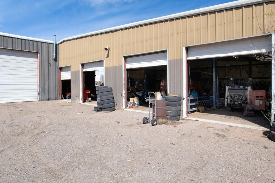 More Photos Of 2100 Bosque Farms Blvd, Peralta Auto Repair For Sale