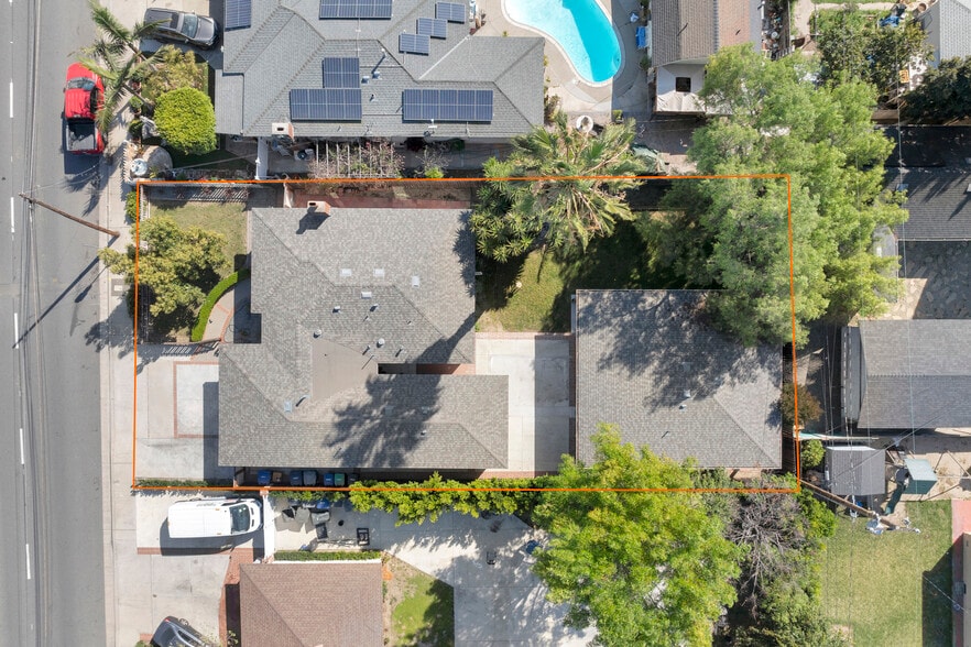 More Photos Of 456 N Batavia St, Orange Apartments For Sale