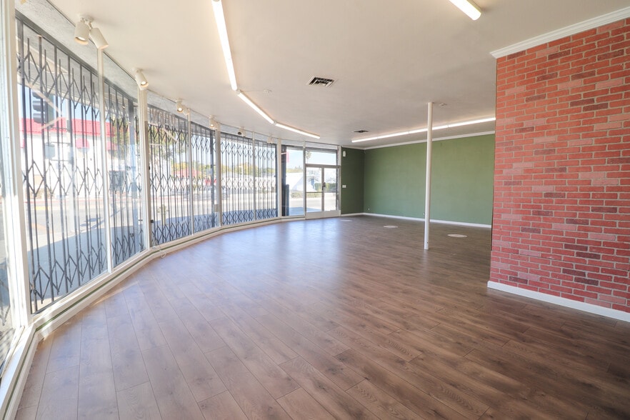 More Photos Of 3127 W Beverly Blvd, Montebello Storefront Retail Office For Sale