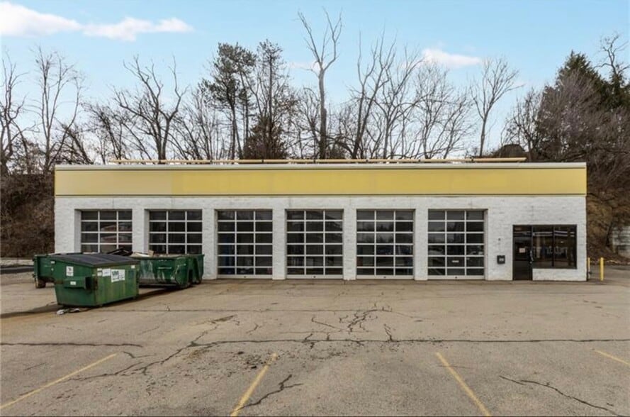 More Photos Of 9435 State Route 30, Irwin General Retail For Lease