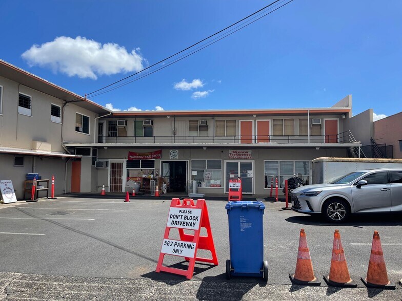 More Photos Of 558-562 California Ave, Wahiawa Storefront Retail Office For Lease