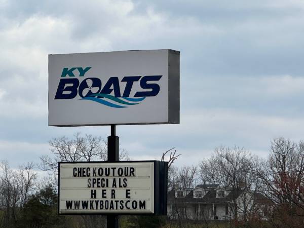 More Photos Of 193 Automotive Dr, Richmond Auto Dealership For Lease