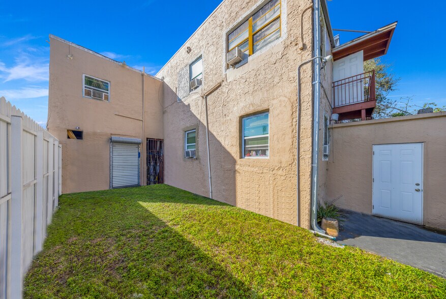 More Photos Of 193 NW 58th St, Miami Apartments For Sale