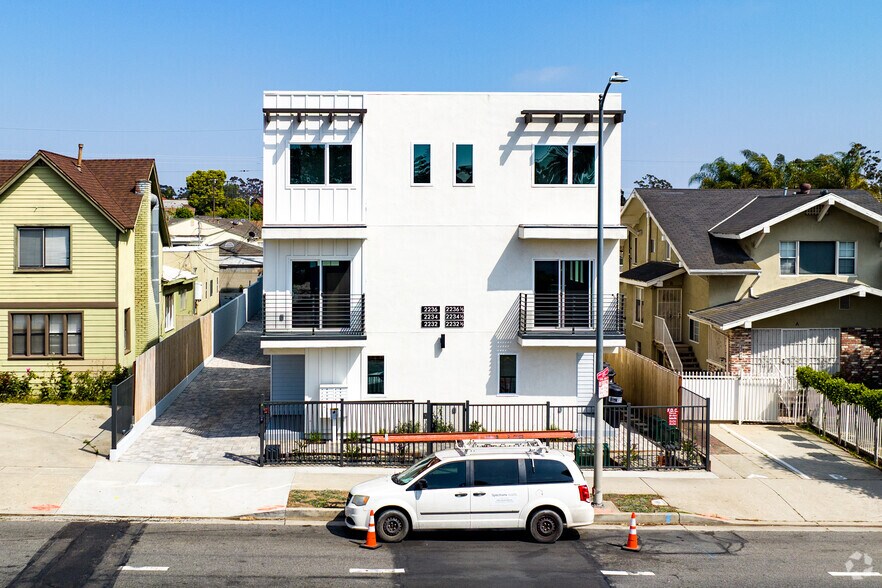 More Photos Of 2234 Crenshaw Blvd, Los Angeles Apartments For Sale