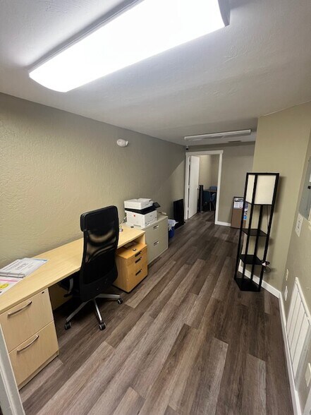 More Photos Of 5235 Ramsey Way, Fort Myers Office For Sale