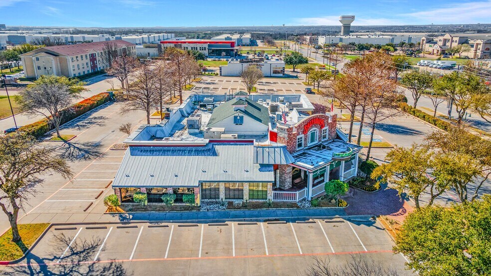 More Photos Of 102 E State Hwy 114, Grapevine Restaurant For Sale